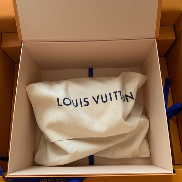 ***SOLD***Louis Vuitton x Murakami Cherry Blossom Nano Bucket Bag- NIB - Picture 8 of 9